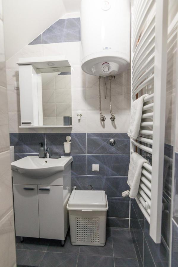 Apartment Bb บายินา บาชตา ภายนอก รูปภาพ